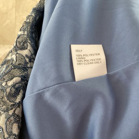 SHO by Tadashi Shoji Lara Sequin Lace Mini Dress 0 Blue Deep V Halter Cocktail - Picture 14 of 14